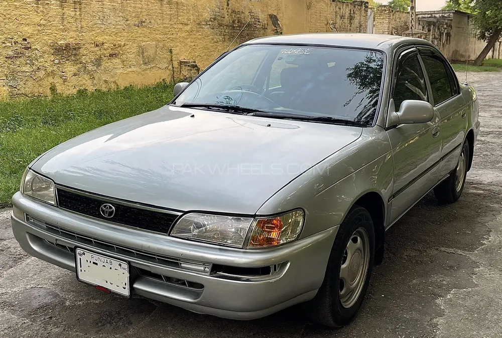 Toyota Corolla 2001 for Sale in Mardan Image-1