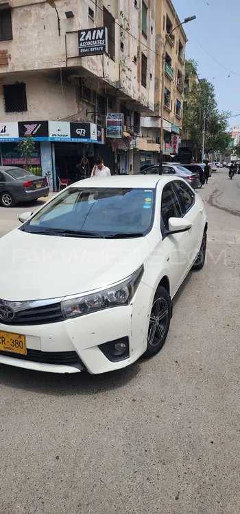 Toyota Corolla 2014 for Sale in Karachi Image-1