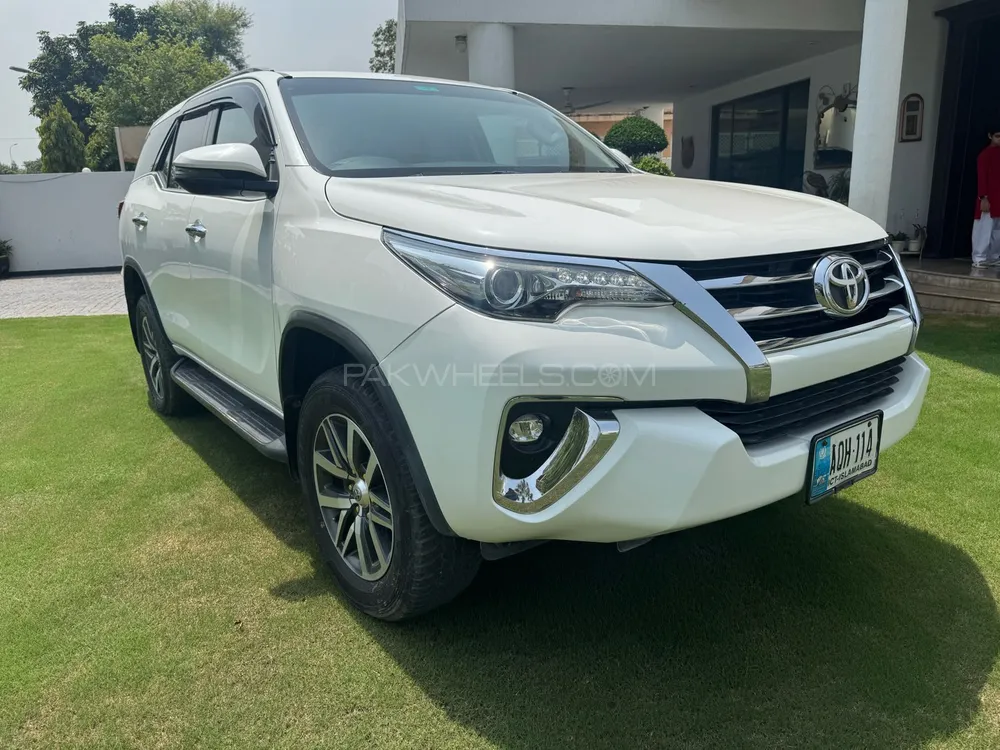 Toyota Fortuner 2020 for Sale in Lahore Image-1