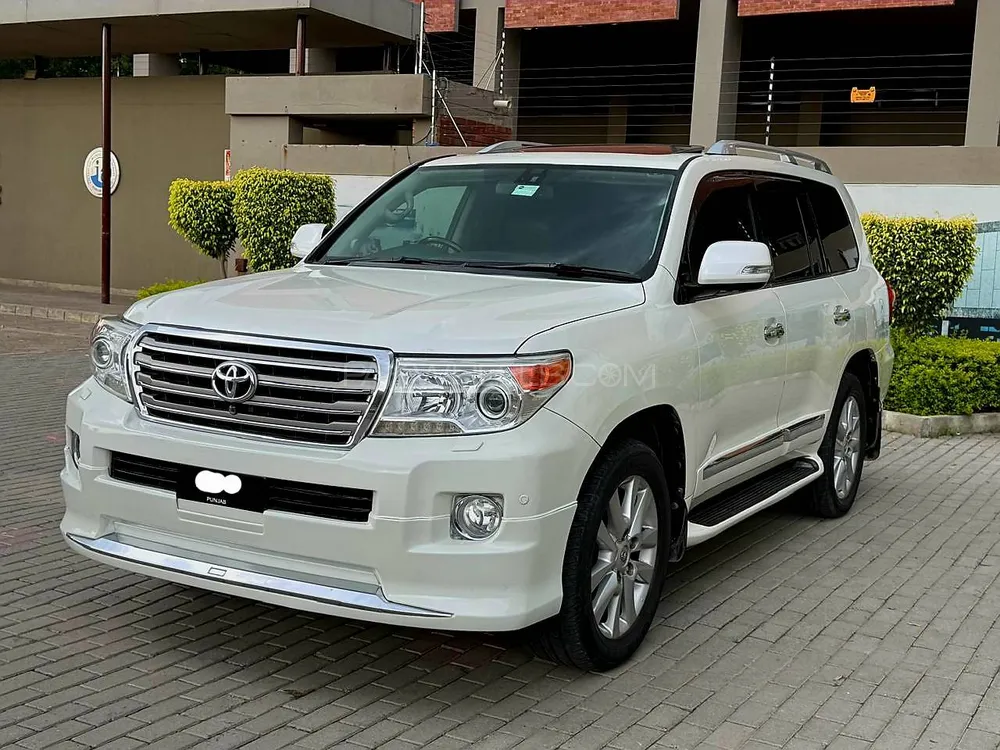 Toyota Land Cruiser 2013 for Sale in Lahore Image-1