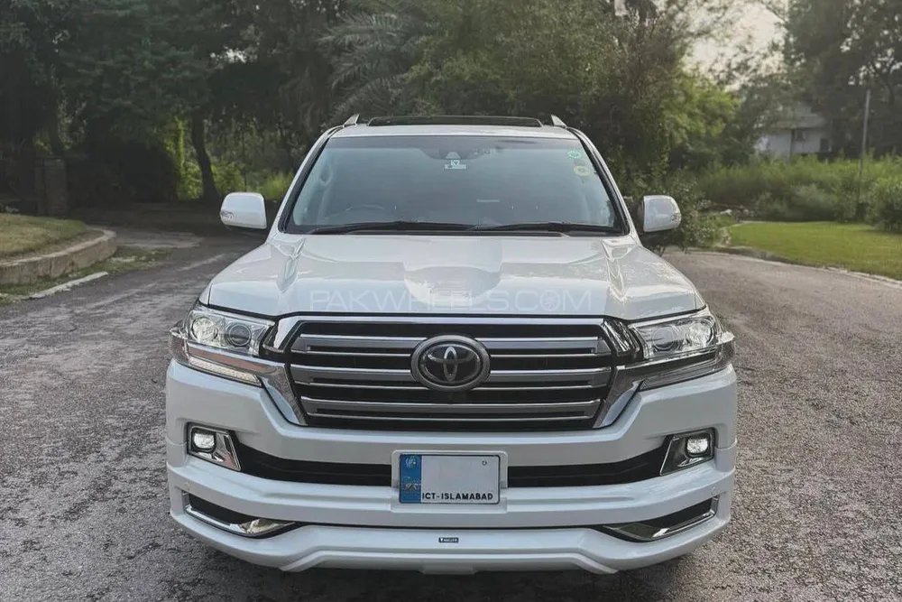 Toyota Land Cruiser 2016 for Sale in Lahore Image-1