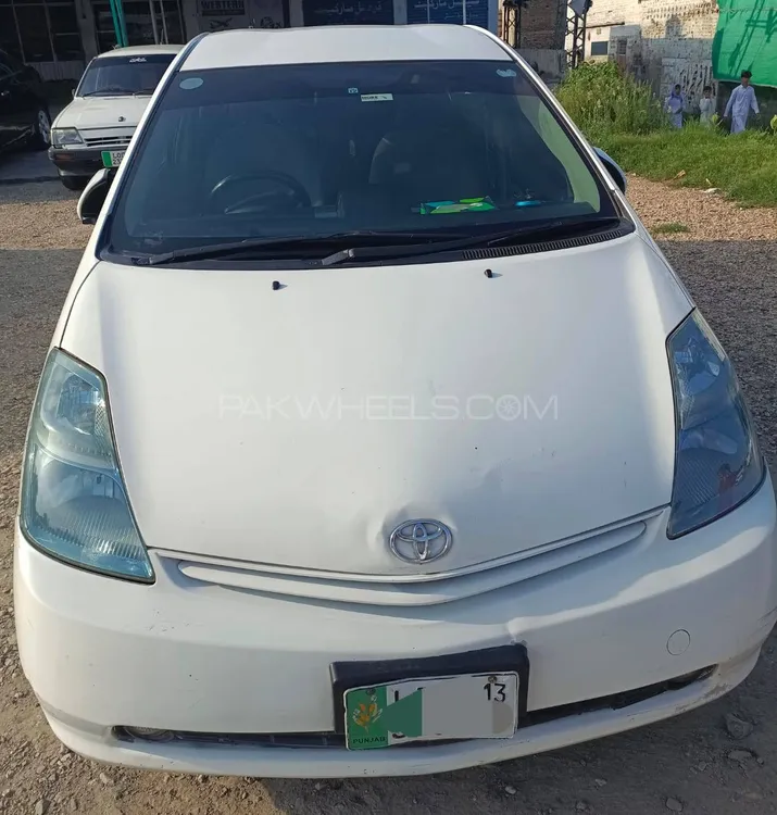 Toyota Prius 2013 for Sale in Akora khattak Image-1