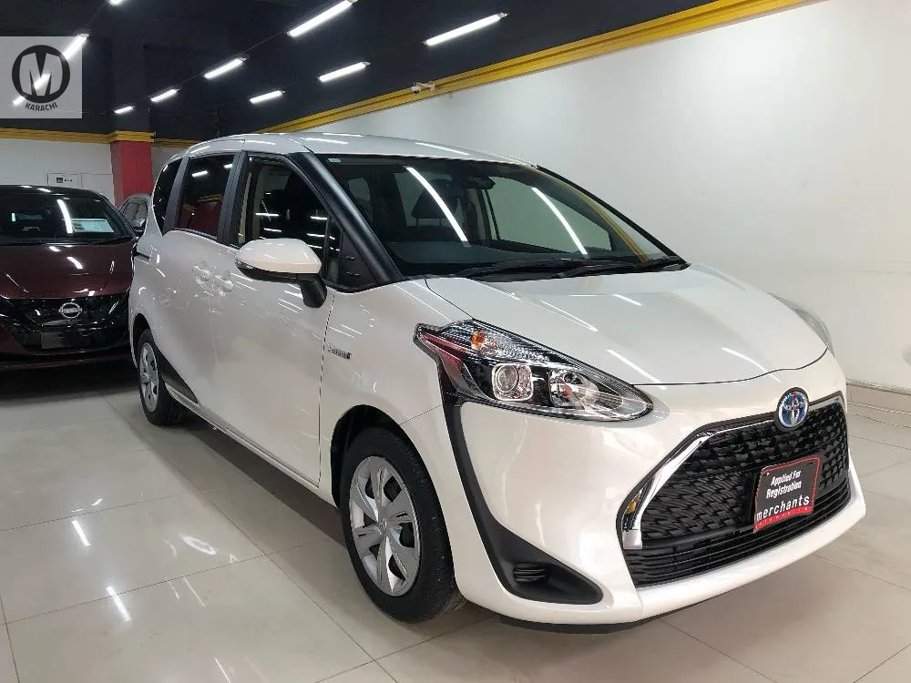 Toyota Sienta 2019 for Sale in Karachi Image-1