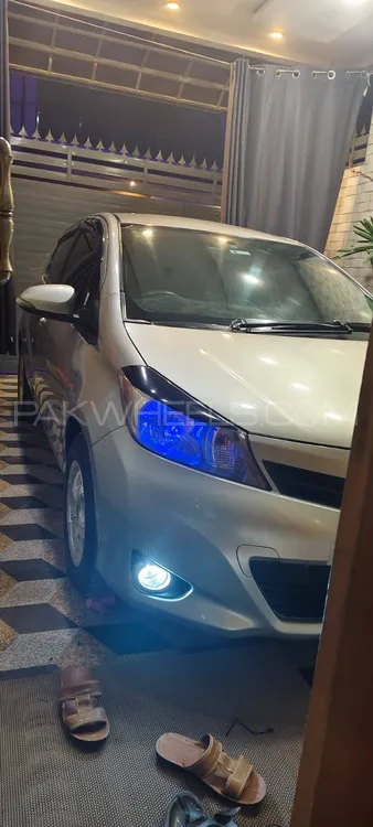 Toyota Vitz 2012 for Sale in Wah cantt Image-1