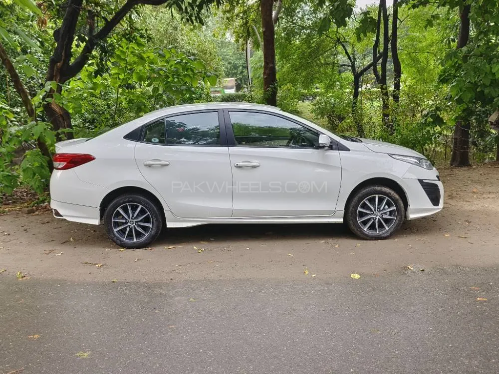 Toyota Yaris Sedan 2023 for Sale in Lahore Image-1