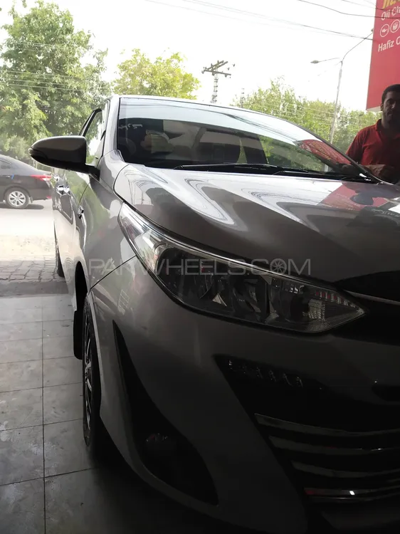 Toyota Yaris Sedan 2021 for Sale in Lahore Image-1