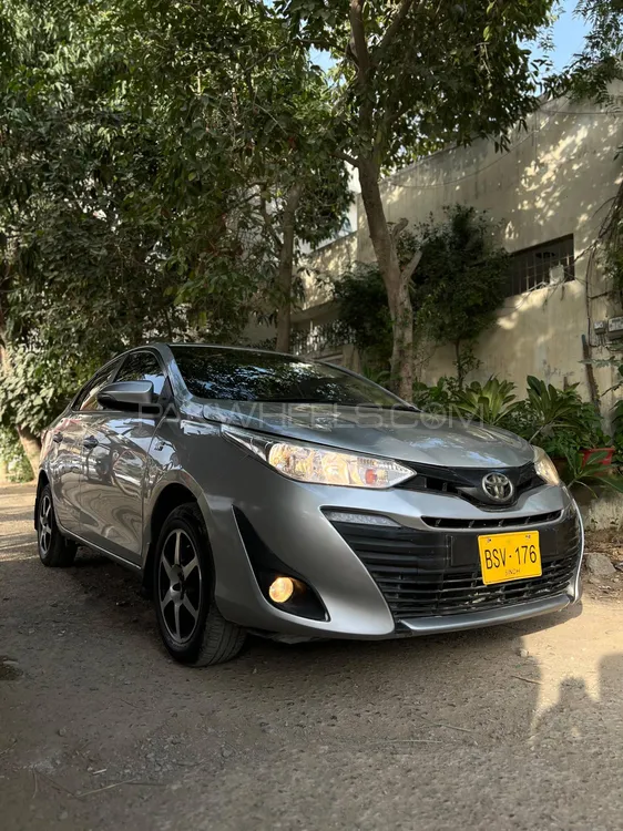 Toyota Yaris Sedan 2021 for Sale in Karachi Image-1