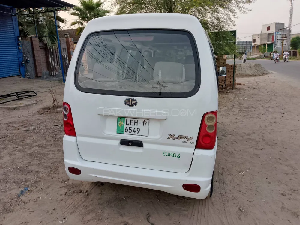 FAW X-PV 2017 for Sale in Bhalwal Image-1