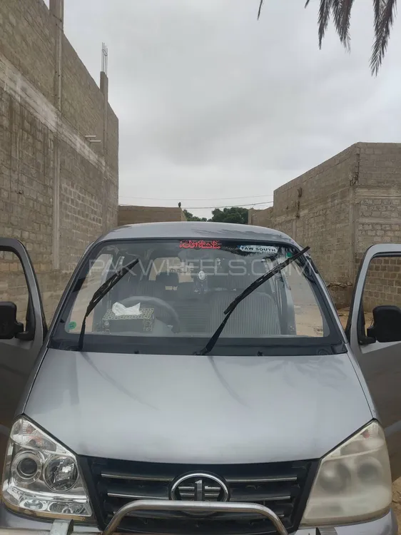 FAW X-PV 2018 for Sale in Karachi Image-1
