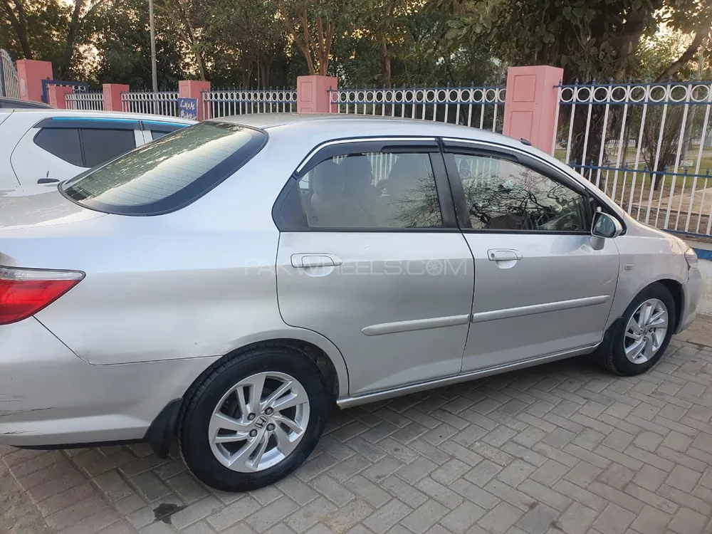 Honda City 2006 for Sale in Lahore Image-1