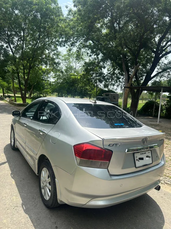 Honda City 2011 for Sale in Lahore Image-1