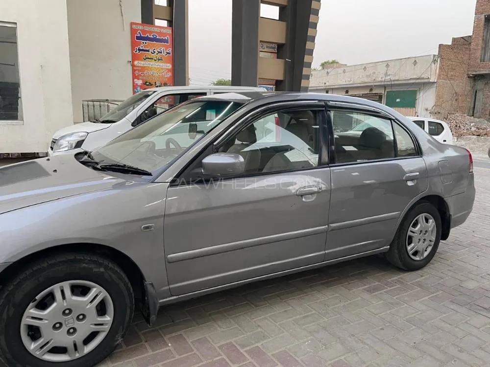 Honda Civic 2005 for Sale in Burewala Image-1