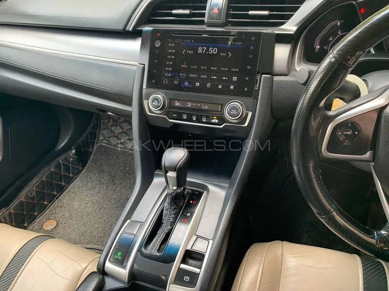 Honda Civic 2017 for Sale in Lahore Image-1