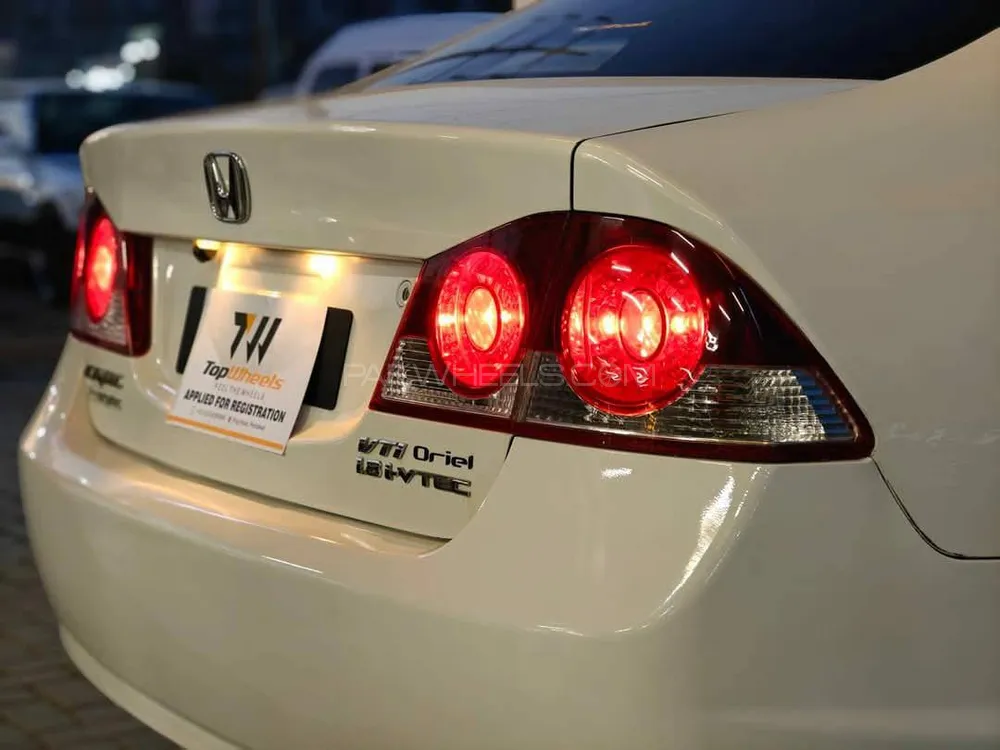 Honda Civic 2009 for Sale in Islamabad Image-1