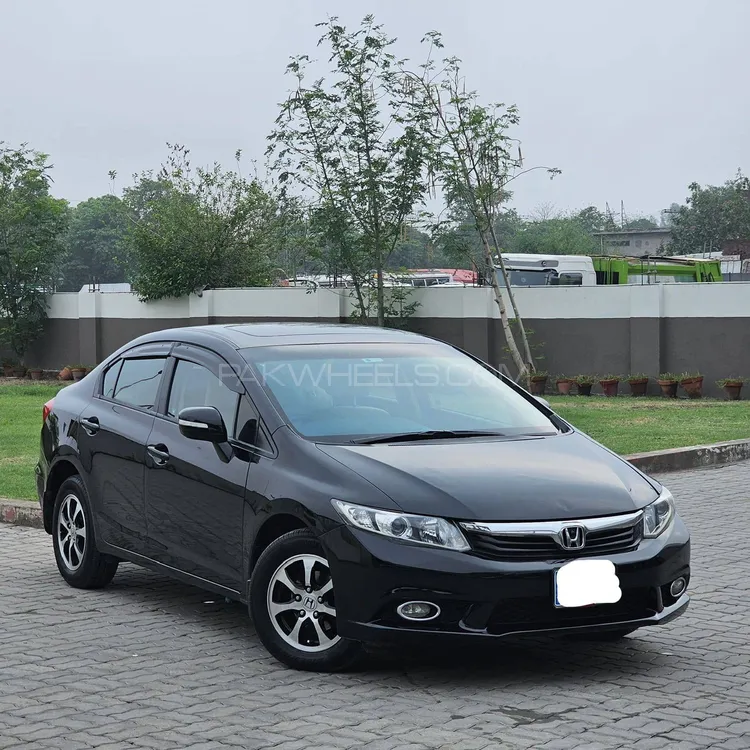 Honda Civic 2015 for Sale in Lahore Image-1