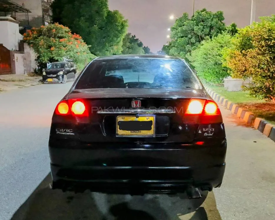 Honda Civic 2004 for Sale in Karachi Image-1