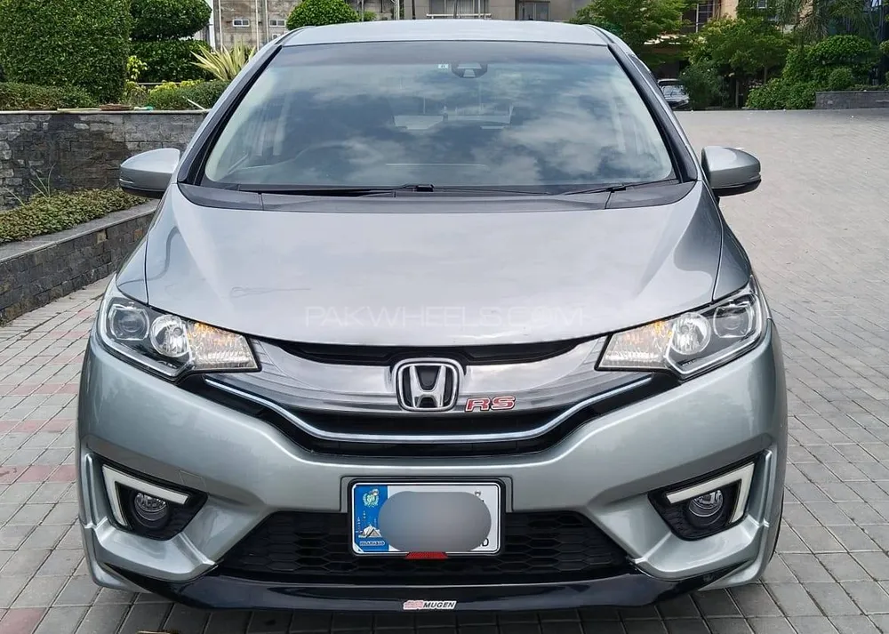 Honda Fit 2015 for Sale in Lahore Image-1