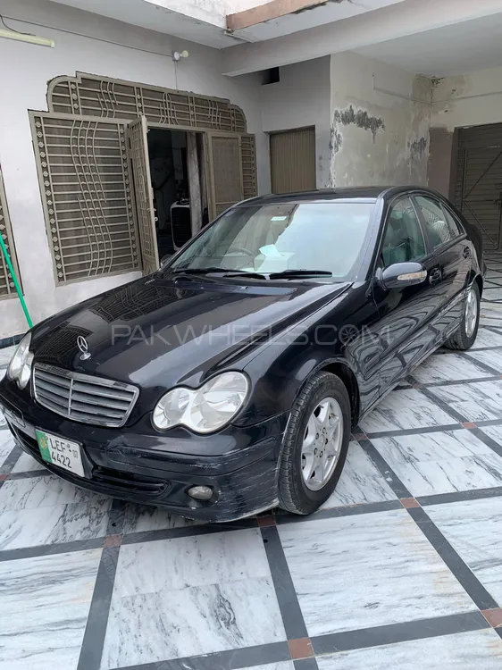 Mercedes Benz C Class 2003 for Sale in Peshawar Image-1