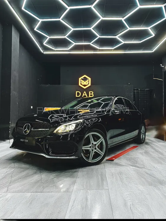 Mercedes Benz C Class 2018 for Sale in Lahore Image-1