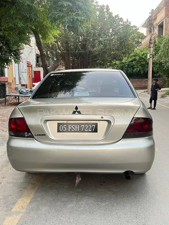 Mitsubishi Lancer 2005 for Sale in Faisalabad Image-1