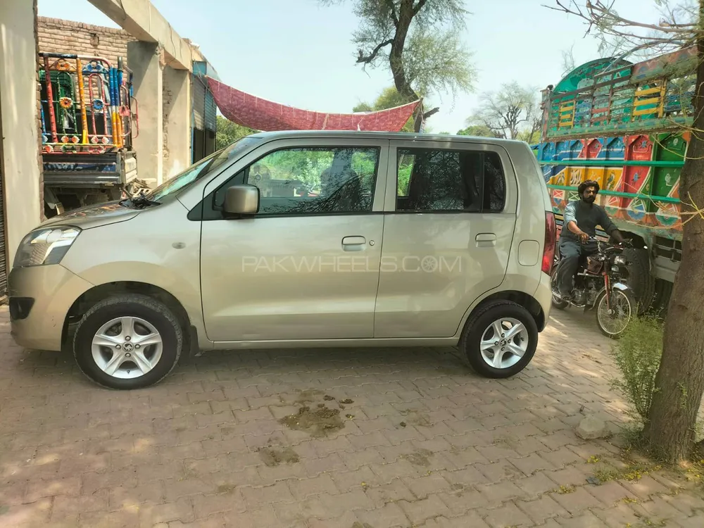 Suzuki Wagon R 2016 for Sale in Multan Image-1