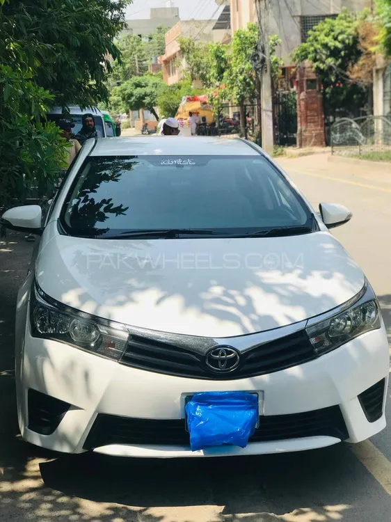Toyota Corolla 2016 for Sale in Faisalabad Image-1