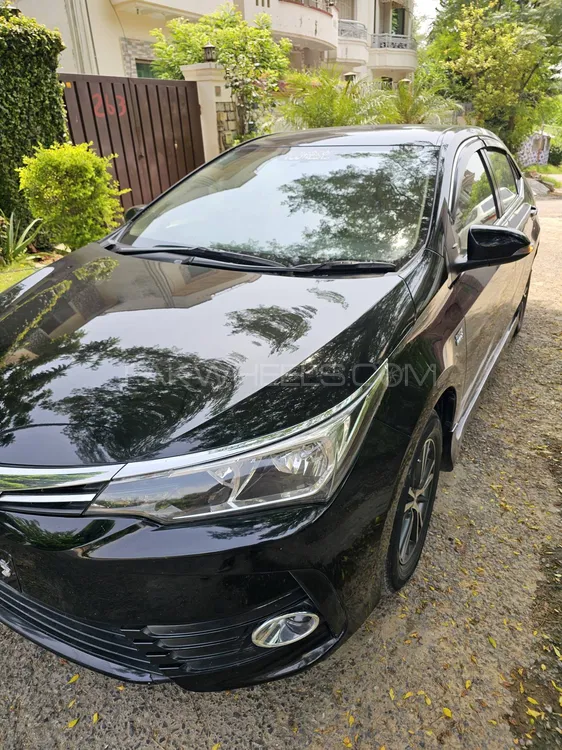 Toyota Corolla 2017 for Sale in Islamabad Image-1