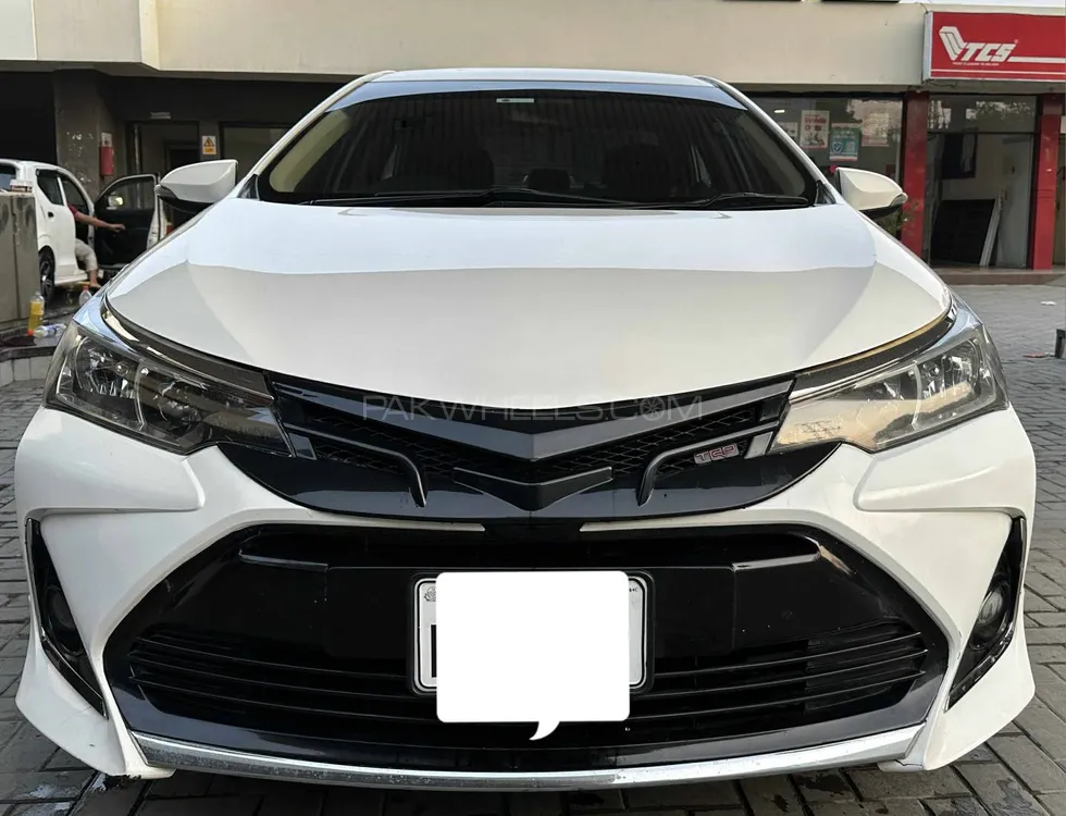 Toyota Corolla 2018 for Sale in Lahore Image-1