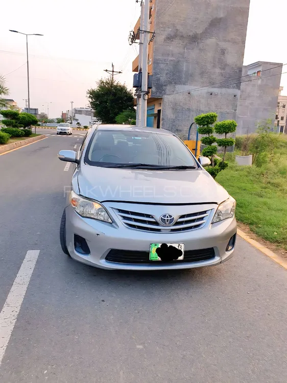 Toyota Corolla 2013 for Sale in Lahore Image-1
