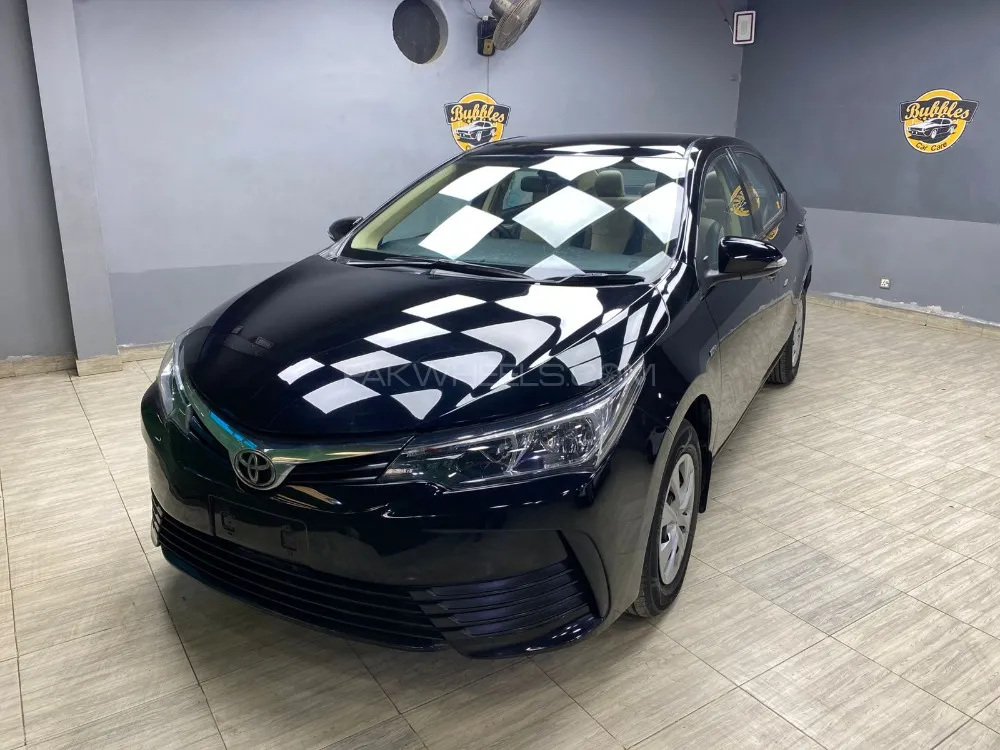 Toyota Corolla 2019 for Sale in Karachi Image-1