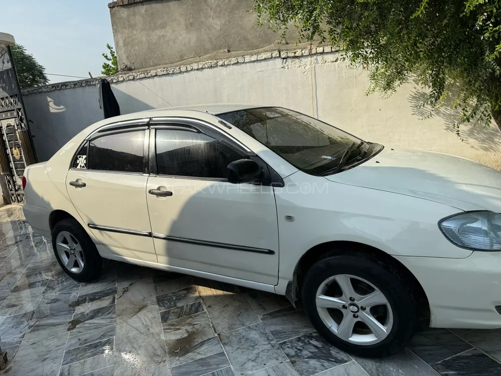 Toyota Corolla 2004 for Sale in Mardan Image-1