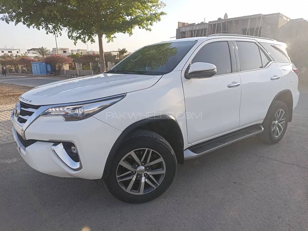 Toyota Fortuner 2018 for Sale in D.G.Khan Image-1