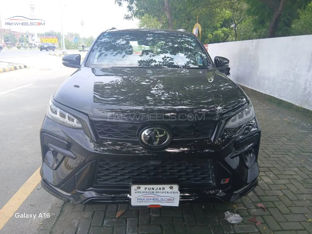Toyota Fortuner 2024 for Sale in Lahore Image-1