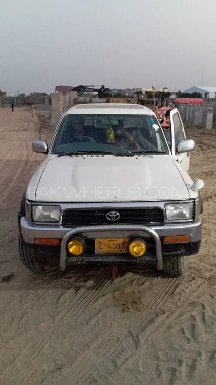 Toyota Hilux 1993 for Sale in Lahore Image-1