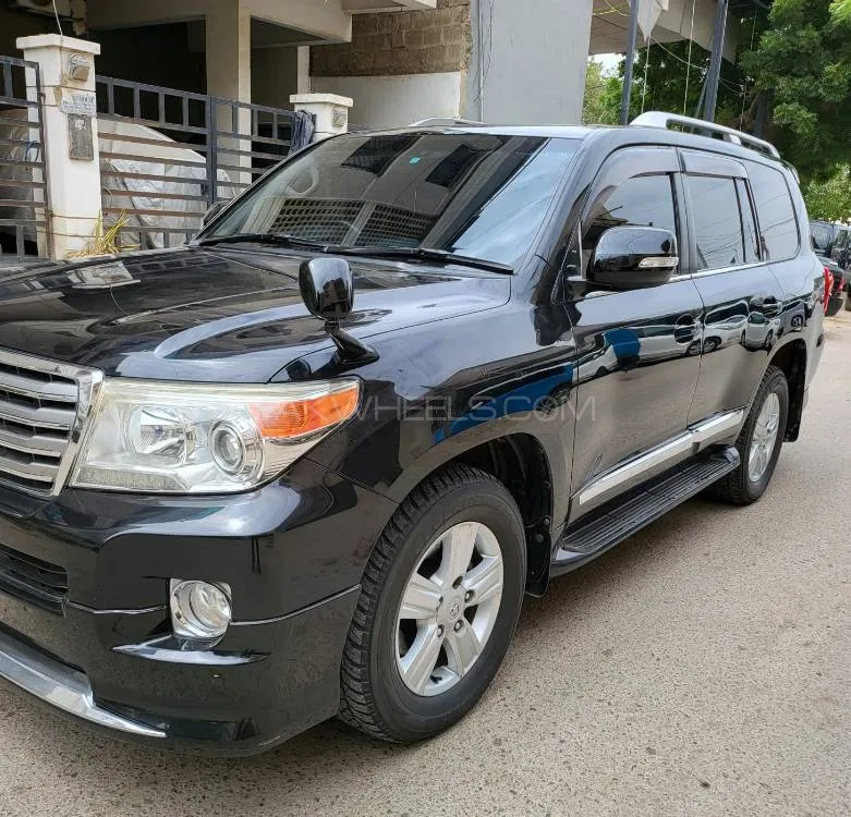 Toyota Land Cruiser 2013 for Sale in Karachi Image-1