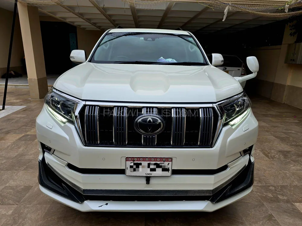 Toyota Prado 2017 for Sale in Karachi Image-1