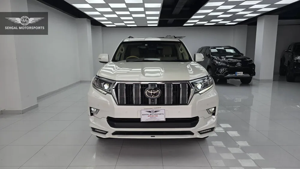 Toyota Prado 2021 for Sale in Islamabad Image-1