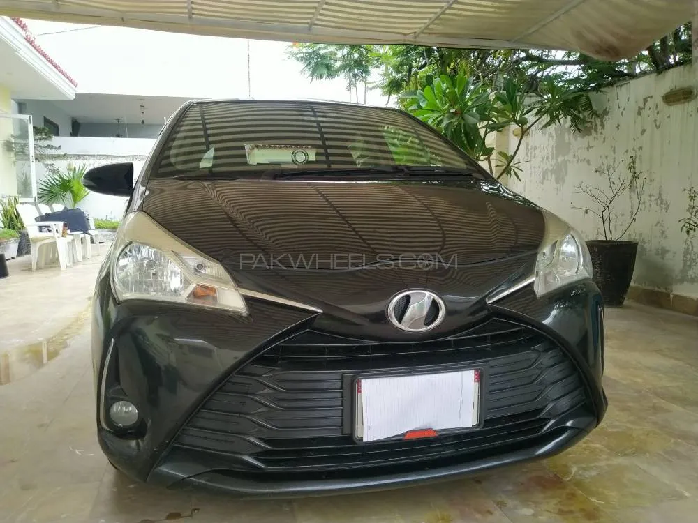 Toyota Vitz 2019 for Sale in Karachi Image-1