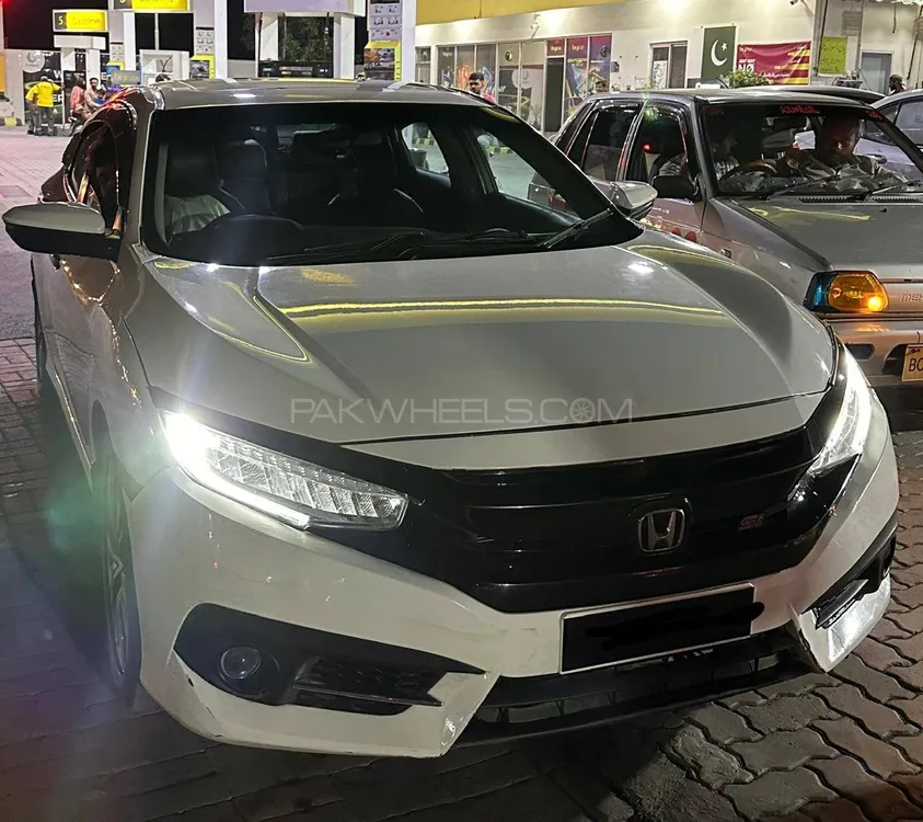 Honda Civic 2017 for Sale in Lahore Image-1