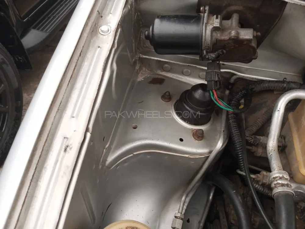 Hyundai Accent 2004 for Sale in Lahore Image-1