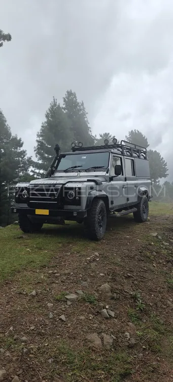 لینڈ روور ڈیفنڈر 2005 for Sale in اسلام آباد Image-1