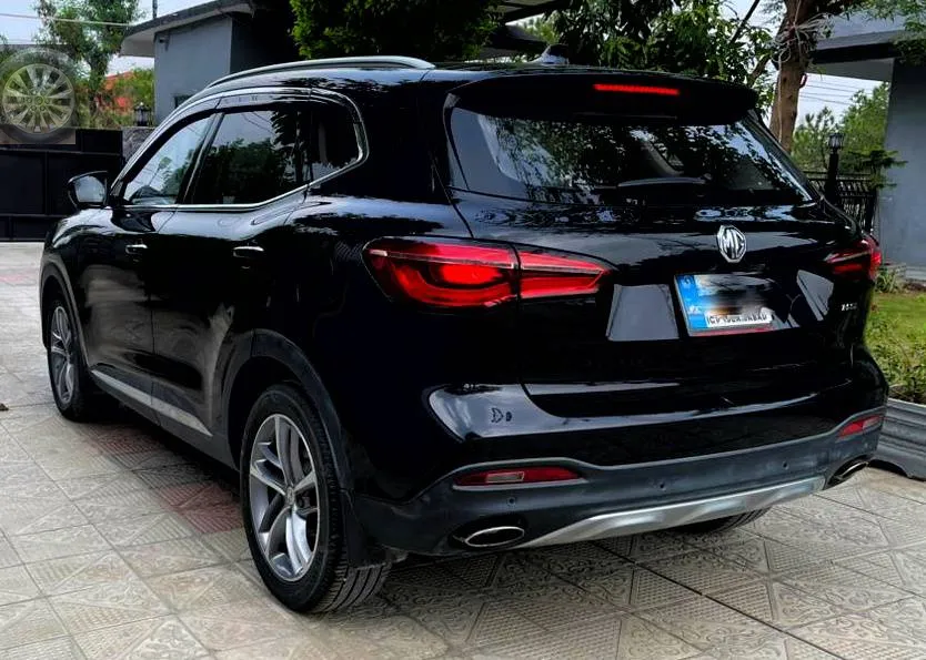MG HS 2023 for Sale in Islamabad Image-1