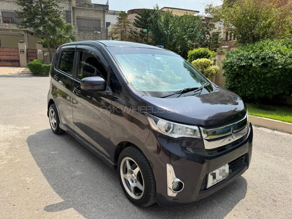 مٹسوبیشی ای کے کسٹم 2015 for Sale in اسلام آباد Image-1