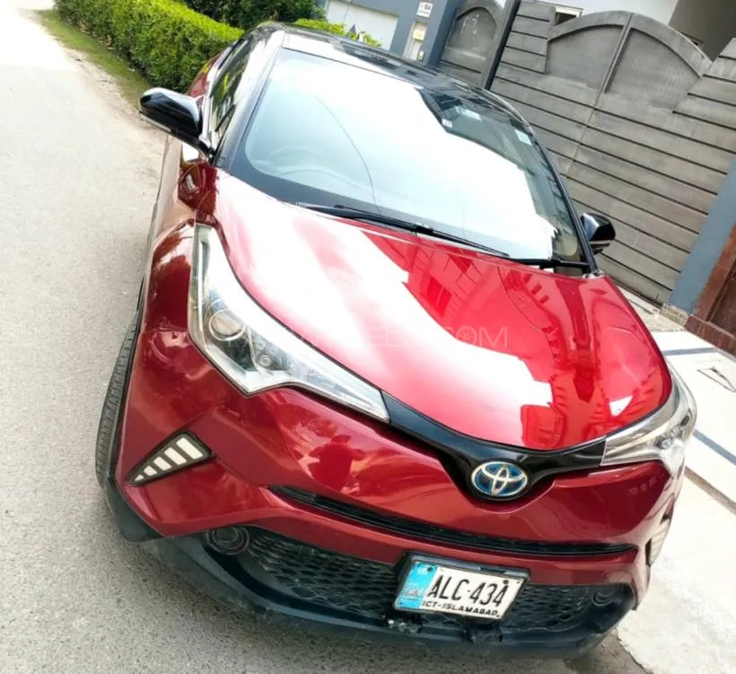 Toyota C-HR 2017 for Sale in Lahore Image-1