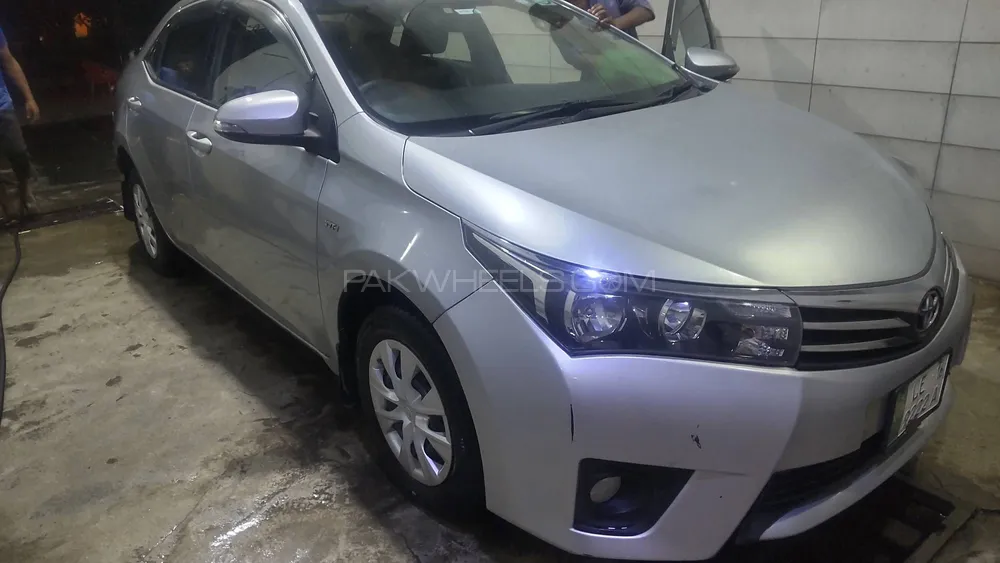Toyota Corolla 2016 for Sale in Lahore Image-1