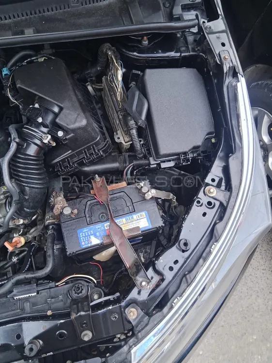 Toyota Corolla 2015 for Sale in Karachi Image-1