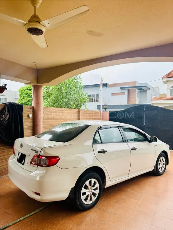 Toyota Corolla 2011 for Sale in Lahore Image-1