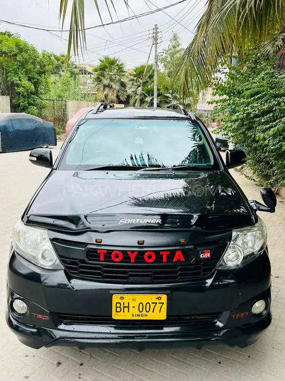 Toyota Fortuner 2013 for Sale in Karachi Image-1