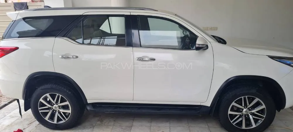 Toyota Fortuner 2017 for Sale in Wah cantt Image-1