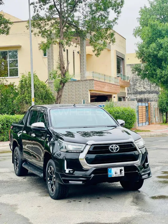 Toyota Hilux 2023 for Sale in Lahore Image-1